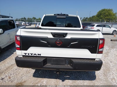 NISSAN TITAN