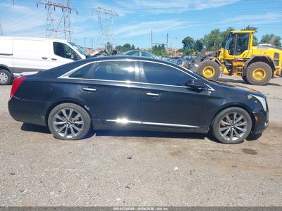 CADILLAC XTS