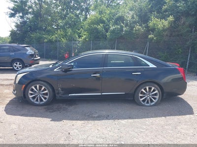 CADILLAC XTS