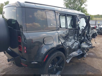 LAND ROVER DEFENDER