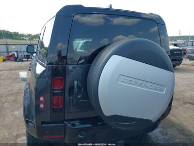 LAND ROVER DEFENDER