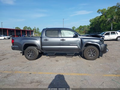 TOYOTA TACOMA