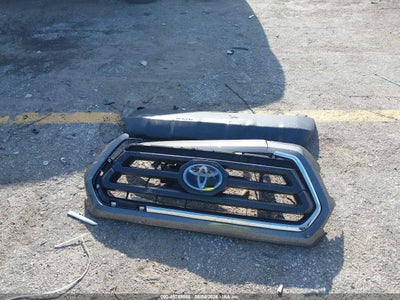 TOYOTA TACOMA