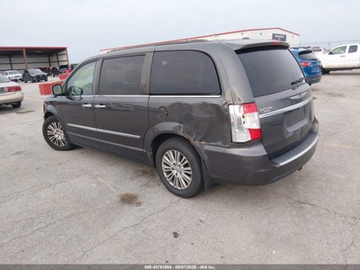 CHRYSLER TOWN & COUNTRY