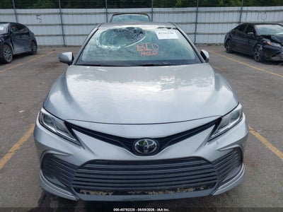 TOYOTA CAMRY