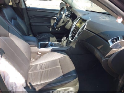 CADILLAC SRX