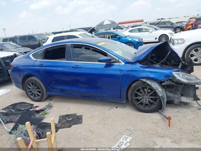 CHRYSLER 200