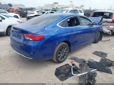 CHRYSLER 200
