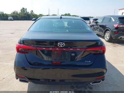 TOYOTA AVALON