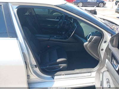 NISSAN MAXIMA