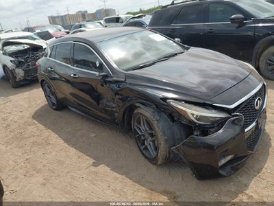 INFINITI QX30