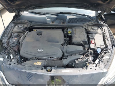 INFINITI QX30
