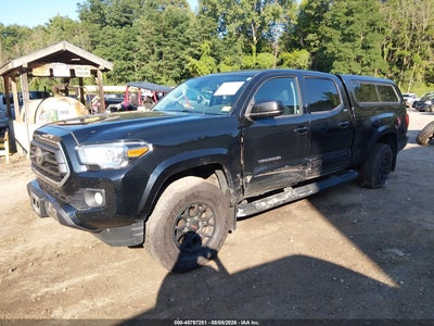 TOYOTA TACOMA
