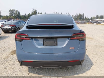 TESLA MODEL X