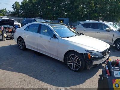 MERCEDES-BENZ S 560