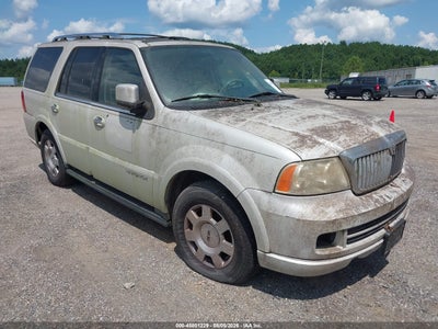 2005 Lincoln Navigator