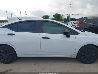 NISSAN VERSA
