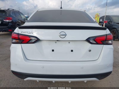 NISSAN VERSA