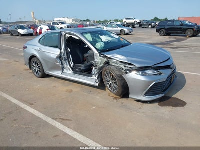 TOYOTA CAMRY HYBRID