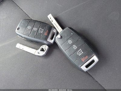 2015 KIA SOUL 11