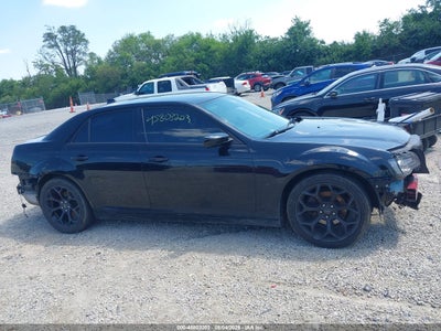 CHRYSLER 300