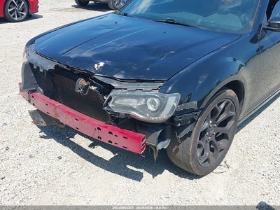 CHRYSLER 300