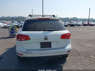 VOLKSWAGEN TOUAREG