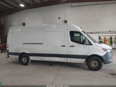 MERCEDES-BENZ SPRINTER 2500