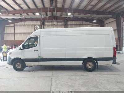 MERCEDES-BENZ SPRINTER 2500