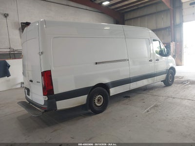 MERCEDES-BENZ SPRINTER 2500