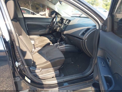 MITSUBISHI OUTLANDER SPORT