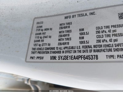 TESLA MODEL 3