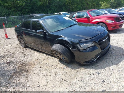 CHRYSLER 300