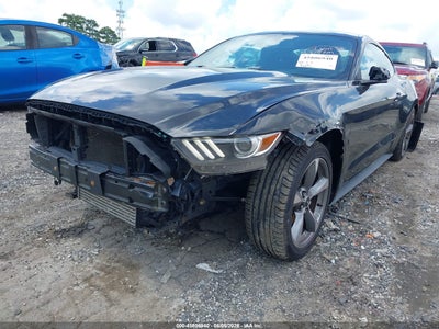 FORD MUSTANG