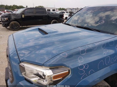 TOYOTA TACOMA