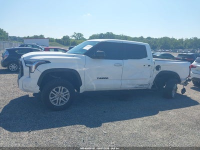 TOYOTA TUNDRA