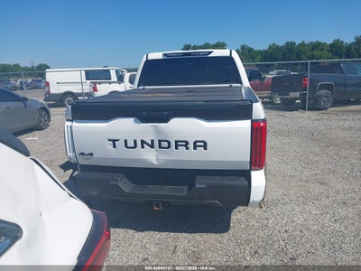 TOYOTA TUNDRA