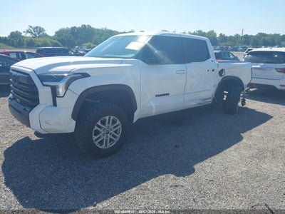 TOYOTA TUNDRA