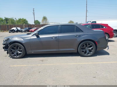 CHRYSLER 300