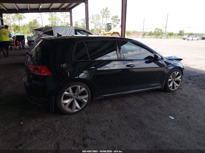VOLKSWAGEN GOLF
