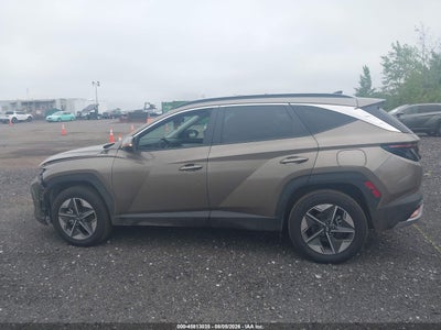 HYUNDAI TUCSON HYBRID