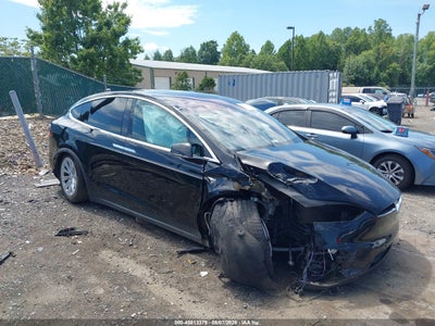 TESLA MODEL X