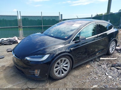TESLA MODEL X