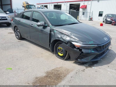 2024 Hyundai Elantra