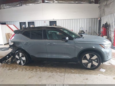 VOLVO XC40 RECHARGE PURE ELECTRIC