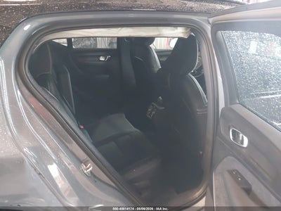 VOLVO XC40 RECHARGE PURE ELECTRIC