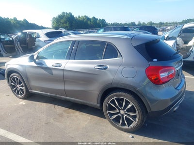 MERCEDES-BENZ GLA 250