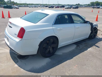 CHRYSLER 300