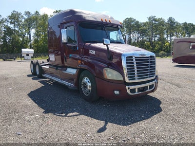 2010 Freightliner Cascadia 125