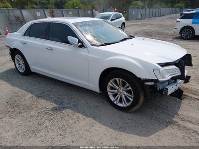 2017 Chrysler 300C